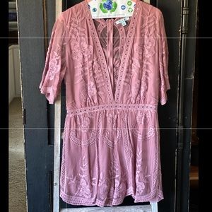 Low cut, Lace Romper